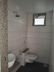 Bathroom Image of 1760 Sq.ft 3 BHK Apartment / Flat for sale in Aaravi 119, Shilaj Ahmedabad for Rs. 8949000