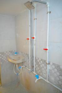 Bathroom Image of 325 Sq.ft 1 BHK Apartment / Flat for rent in AV Paramount Enclave, Palghar Mumbai for Rs. 5000