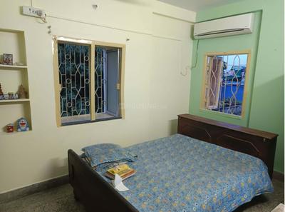 Bedroom Image of 730 Sq.ft 2 BHK Apartment / Flat for sale in Prince Anwar Shah Connector Kolkata for Rs. 2700000