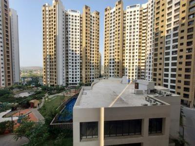 Image of 800 Sq.ft 2 BHK Apartment / Flat for sale in Sunteck Maxx World, Naigaon East, Naigaon for Rs. 4519000