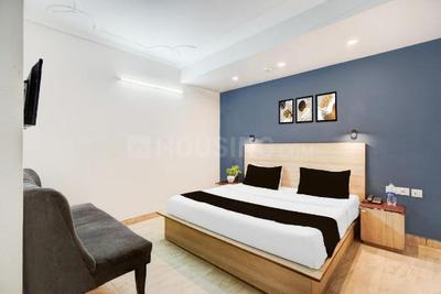 Bedroom Image of Girls pg room near amity university  in Sector 94, Noida