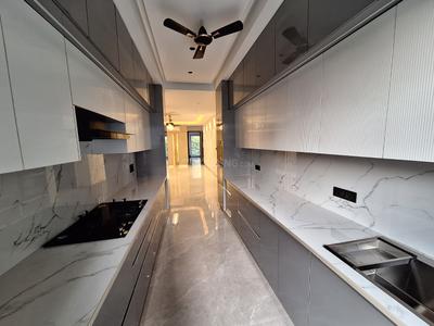 Kitchen Image of 2600 Sq.ft 4 BHK Builder Floor for sale in Ansal Esencia Sector 67, Sector 67 Gurgaon for Rs. 35000000