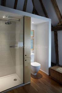 Bathroom Image of 6350 Sq.ft 9 BHK Apartment / Flat for sale in Varsha Apartments, Santacruz West Mumbai for Rs. 300000000