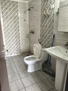 Bathroom Image of 1050 Sq.ft 2.5 BHK Apartment / Flat for sale in Amrapali Silicon City, Sector 76 Noida for Rs. 12100000