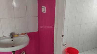 Bathroom Image of 1200 Sq.ft 2 BHK Apartment / Flat for rent in Hiland Greens, Maheshtala Kolkata for Rs. 17000