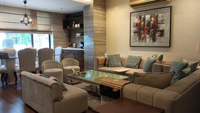 Hall Image of 1250 Sq.ft 2 BHK Apartment / Flat for sale in Colaba Mumbai for Rs. 66000000