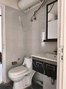 Common Bathroom Image of 1578 Sq.ft 3 BHK Apartment / Flat for sale in Tulip Violet, Sector 69 Gurgaon for Rs. 22500000