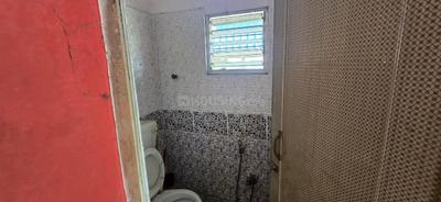 Bathroom Image of 750 Sq.ft 2 BHK Apartment / Flat for sale in Behala Chowrasta Kolkata for Rs. 2500000