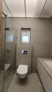 Bathroom Image of 2650 Sq.ft 4 BHK Apartment / Flat for sale in  Sunshine Residency, Lulla Nagar Pune for Rs. 37500000