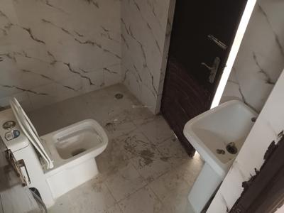 Image of 1500 Sq.ft 3 BHK Apartment / Flat for rent in Keltech Golf Vista, Crossings Republik, Ghaziabad for Rs. 25000