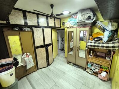 Hall Image of 600 Sq.ft 1 BHK Apartment / Flat for sale in Thakkar Plaza, Kandivali West Mumbai for Rs. 9500000