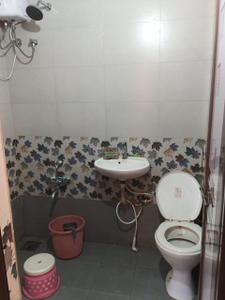 Bathroom Image of 854 Sq.ft 2 BHK Apartment / Flat for sale in Maruti Infrastructure Vadodara Heights, Chhani Vadodara for Rs. 4111000