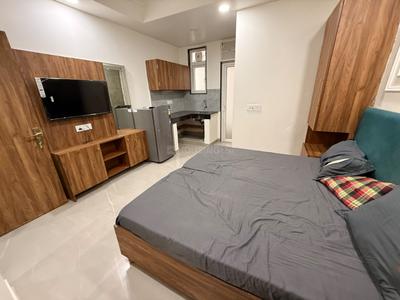 Bedroom Image of 1080 Sq.ft 1 RK Independent House for rent in DLF Phase 3 Gurgaon for Rs. 18500