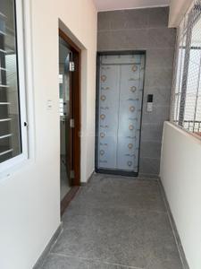Balcony Image of 600 Sq.ft 1 BHK Apartment / Flat for rent in Indira Nagar Bengaluru for Rs. 40000