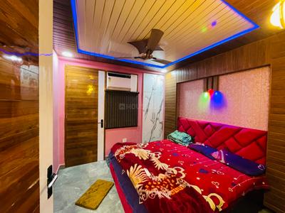 Bedroom Image of 750 Sq.ft 2 BHK Builder Floor for sale in New Building, Rajpur Khurd Extension New Delhi for Rs. 4500000