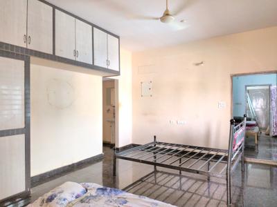 Bedroom Image of 2050 Sq.ft 2 BHK Builder Floor for rent in Sainikpuri Secunderabad for Rs. 18000