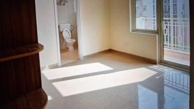 Bedroom Image of 800 Sq.ft 2 BHK Apartment / Flat for rent in Shree Vardhman Mantra, Sector 67 Gurgaon for Rs. 22000