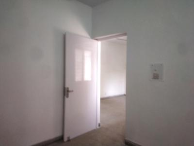 Bedroom Image of 1400 Sq.ft 2 BHK Builder Floor for rent in Sarita Vihar New Delhi for Rs. 32000