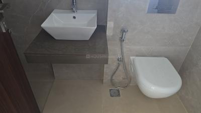 Bathroom Image of 650 Sq.ft 1 BHK Apartment / Flat for sale in Piramal Revanta Tower 1, Mulund West Mumbai for Rs. 15000000