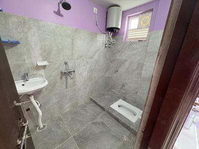 Bathroom Image of 1280 Sq.ft 3 BHK Apartment / Flat for sale in Argora Ranchi for Rs. 5700000