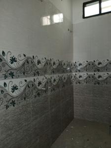 Common Bathroom One Image of 500 Sq.ft 2 BHK Independent House for sale in Sector 104 Gurgaon for Rs. 7800000