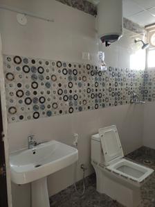 Image of 1480 Sq.ft 3 BHK Apartment / Flat for sale in Indirapuram, Ghaziabad for Rs. 18500000