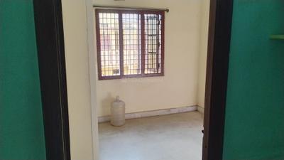 Bedroom Image of 750 Sq.ft 2 BHK Apartment / Flat for rent in Sanath Nagar Hyderabad for Rs. 19000