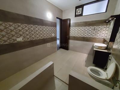 Kitchen Image of 2275 Sq.ft 3 BHK Builder Floor for rent in Sector 46 Noida for Rs. 55000