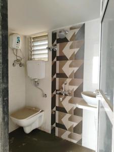 Common Bathroom Image of 915 Sq.ft 2 BHK Apartment / Flat for rent in Shanti Vista II, Boisar Mumbai for Rs. 12500