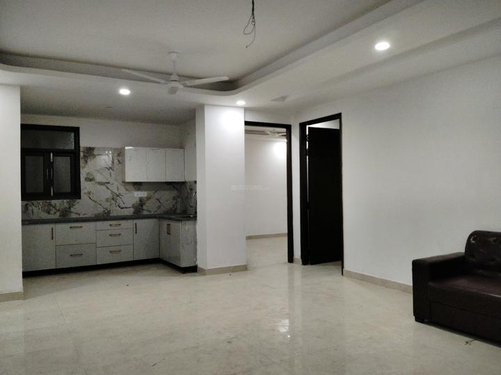 3 BHK Flat for rent in Freedom Fighters Enclave, New Delhi 1400 Sqft