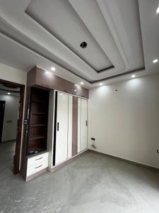 Bedroom Image of 1350 Sq.ft 3 BHK Builder Floor for sale in Tri Nagar New Delhi for Rs. 13000000