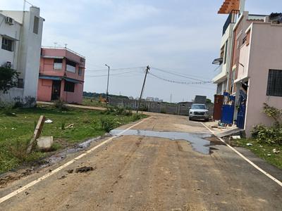Image of 800 Sq.ft Residential Plot / Land for sale in Puzhal, Chennai for Rs. 5100000