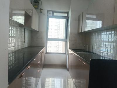 Kitchen Image of 750 Sq.ft 2 BHK Apartment / Flat for rent in Kalpataru Immensa, Thane West Thane for Rs. 40000