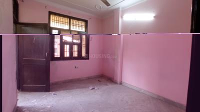 Bedroom Image of 400 Sq.ft 1 BHK Builder Floor for rent in Sector 24 Rohini New Delhi for Rs. 10000