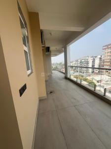 Balcony Image of 2700 Sq.ft 4 BHK Apartment / Flat for rent in United Avenue, Dalanwala Dehradun for Rs. 80000