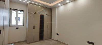 Bedroom Image of 1800 Sq.ft 3 BHK Builder Floor for rent in Pitampura New Delhi for Rs. 60500