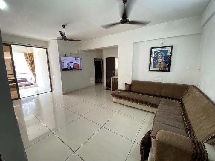 A V Star Heights Main Image 1