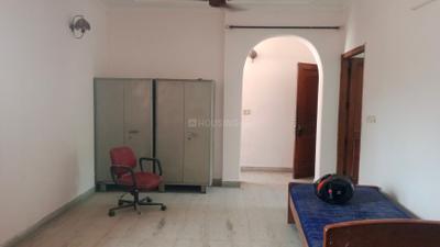 Living Room Image of 650 Sq.ft 1 BHK Builder Floor for rent in Sector 14 Gurgaon for Rs. 20000
