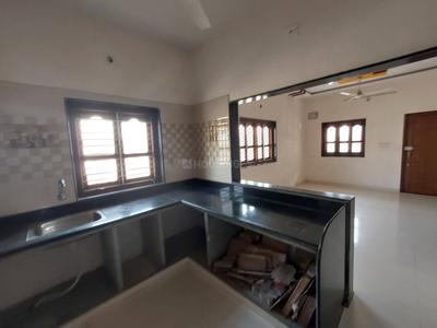Kitchen Image of 1000 Sq.ft 4 BHK Independent House for rent in Maninagar Ahmedabad for Rs. 50000