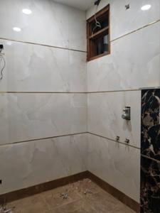 Common Bathroom Image of 810 Sq.ft 3 BHK Apartment / Flat for sale in Sector 1 Dwarka New Delhi for Rs. 7500001