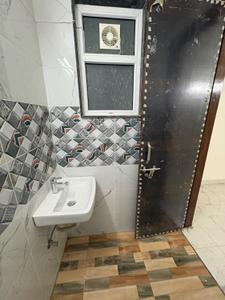 Image of 1125 Sq.ft 3 BHK Apartment / Flat for rent in Chhattarpur, New Delhi for Rs. 35000