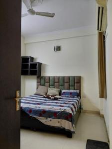 Bedroom Image of 2500 Sq.ft 3.5 BHK Builder Floor for rent in Sector 46 Noida for Rs. 70000