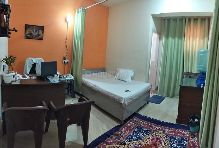 Eemmar Gurgaon Green Bedroom 1