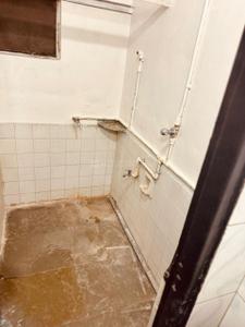Bathroom Image of 850 Sq.ft 1 BHK Apartment / Flat for sale in Bhawani Peth Pune for Rs. 4800000