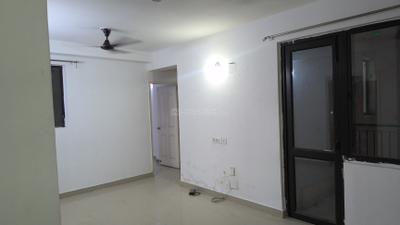 Living Room Image of 1220 Sq.ft 2 BHK Apartment / Flat for rent in RG Luxury, Noida Extension Greater Noida for Rs. 21000