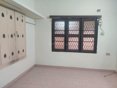 Bedroom Image of 1300 Sq.ft 2 BHK Independent House for rent in Anna Nagar West Extension Chennai for Rs. 25000