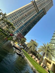 Image of 920 Sq.ft 2 BHK Apartment / Flat for sale in Sheth Auris Serenity Tower 3, Malad West, Mumbai for Rs. 30000000