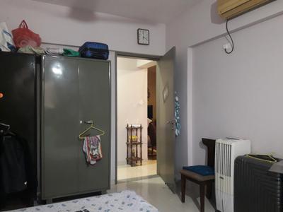 Bedroom Image of 1700 Sq.ft 3 BHK Apartment / Flat for sale in Mohammed Wadi Pune for Rs. 9000000