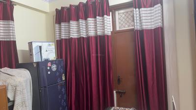 Bedroom Image of 918 Sq.ft 3 BHK Builder Floor for sale in Subzi Mandi New Delhi for Rs. 9800000