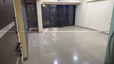 Living Room Image of 1000 Sq.ft 2 BHK Apartment / Flat for sale in Malad West Mumbai for Rs. 22000000